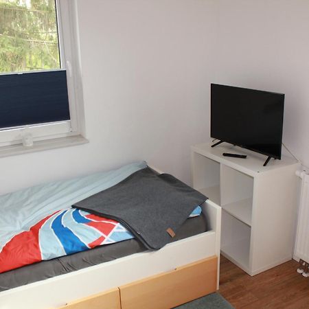 Fewo Im Lehm-Fachwerkhaus Erfurt Mit 3 Einzelnen Schlafzimmern Je Mit Tv Екстер'єр фото